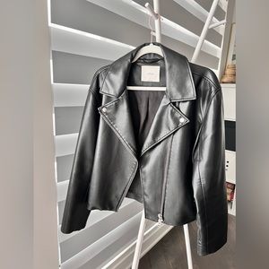 Aritzia Wilfred Moto Jacket in size M